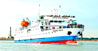 সাগর উত্তাল, সেন্টমার্টিনে পর্যটকবাহী জাহাজ চলাচল বন্ধ