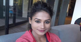 সংযুক্ত আরব আমিরাতে ঈদ করলেন জাহানারা সংযুক্ত আরব আমিরাতে ঈদ করলেন জাহানারা