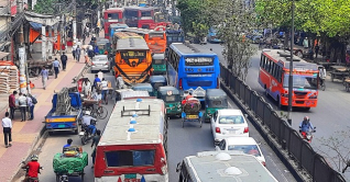 সকাল থেকেই যানজটে নাকাল রাজধানীবাসী