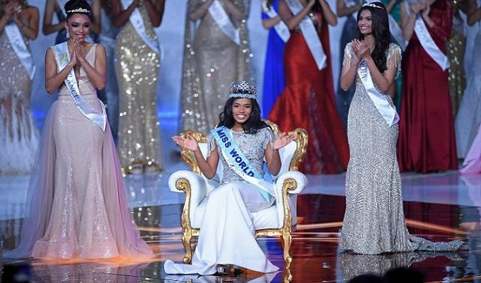 ‘মিস ওয়ার্ল্ড’-এর মুকুট জিতলেন জ্যামাইকার টনি