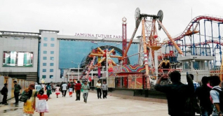 যমুনা ফিউচার পার্কে জমজমাট ঈদ কেনাকাটা