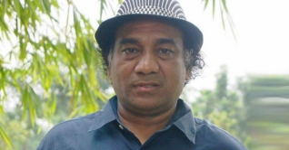 গাড়িতে লেখিকাকে ধর্ষণ, জাপা নেতার ‍বিরুদ্ধে গ্রেপ্তারি পরোয়ানা