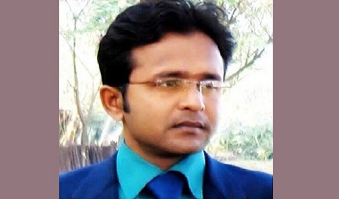 কলেজ শিক্ষক কনার মন্ডল