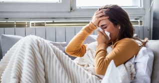 জ্বর-ঠাণ্ডা শুরুর আগেই প্রতিরোধের ৫ উপায় জ্বর-ঠাণ্ডা শুরুর আগেই প্রতিরোধের ৫ উপায়