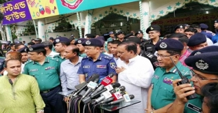 পহেলা বৈশাখে নাশকতার আশঙ্কা নেই: স্বরাষ্ট্রমন্ত্রী পহেলা বৈশাখে নাশকতার আশঙ্কা নেই: স্বরাষ্ট্রমন্ত্রী