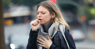 ঠান্ডা লেগে নয়, শীতে টানা কাশি হতে পারে এসব রোগের লক্ষণ ঠান্ডা লেগে নয়, শীতে টানা কাশি হতে পারে এসব রোগের লক্ষণ