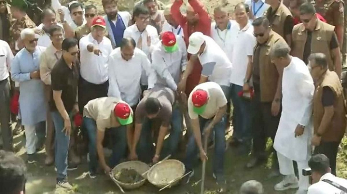দেশব্যাপী খাল খনন কর্মসূচি উদ্বোধন করলেন প্রধানমন্ত্রী