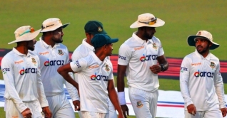 ৪৪ রান লিড নিয়ে পাকিস্তানকে অলআউট করল বাংলাদেশ