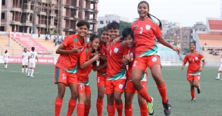 ভুটানকে ৯-০ গোলে উড়িয়ে দিলো বাংলাদেশের মেয়েরা ভুটানকে ৯-০ গোলে উড়িয়ে দিলো বাংলাদেশের মেয়েরা