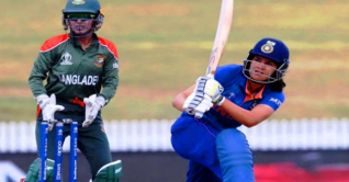 ভারতের সঙ্গে পাল্লা দিয়ে লড়ছে বাংলাদেশর মেয়েরা ভারতের সঙ্গে পাল্লা দিয়ে লড়ছে বাংলাদেশর মেয়েরা