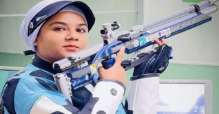 বিশ্বকাপের ফাইনালে উঠে চমক দেখালেন কলি বিশ্বকাপের ফাইনালে উঠে চমক দেখালেন কলি