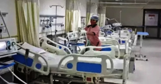 কলকাতায় চিকিৎসা নিতে যাওয়া বহু বাংলাদেশি বিপাকে কলকাতায় চিকিৎসা নিতে যাওয়া বহু বাংলাদেশি বিপাকে