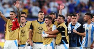 দাপুটে জয়ে কোপার ফাইনালে আর্জেন্টিনা