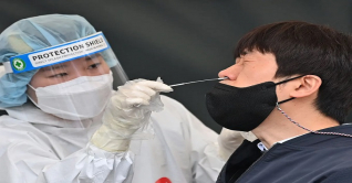 দ. কোরিয়ায় নতুন করে করোনায় আক্রান্ত ১৫ হাজার ৭৯৭