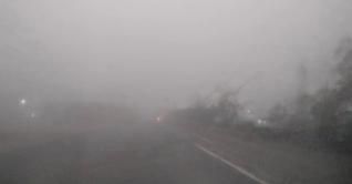 দেশের বিভিন্ন আঞ্চলে চৈত্রের ভোরে মাঘের কুয়াশা দেশের বিভিন্ন আঞ্চলে চৈত্রের ভোরে মাঘের কুয়াশা