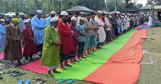 কুড়িগ্রামে তাপদাহ: বৃষ্টির জন্য নামাজ আদায় কুড়িগ্রামে তাপদাহ: বৃষ্টির জন্য নামাজ আদায়