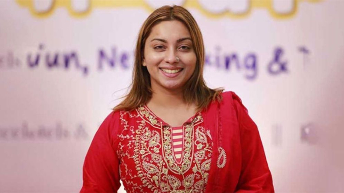 মডেল মেঘনা আলম