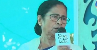 ‘সিপিএমের হার্মাদরাই এখন বিজেপির ওস্তাদ’: মমতা ‘সিপিএমের হার্মাদরাই এখন বিজেপির ওস্তাদ’: মমতা