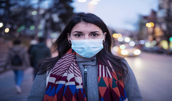 করোনার ভ্যাকসিনে আগ্রহ নেই ব্রিটিশ তরুণীদের