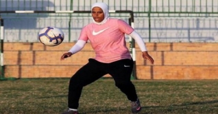 মিশরে পেশাদার পুরুষ ক্লাব ফুটবলে নারী কোচ