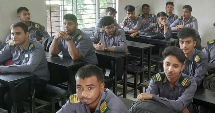 নবম থেকে দ্বাদশ শ্রেণির ক্লাস শুরু মাইলস্টোনে