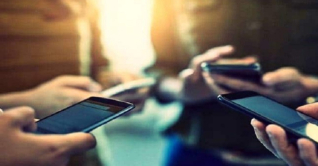 দাম কমলো মোবাইল ইন্টারনেটের