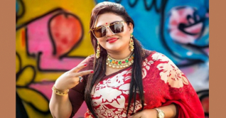 আজীবন সম্মাননা পেলেন কণ্ঠশিল্পী মমতাজ আজীবন সম্মাননা পেলেন কণ্ঠশিল্পী মমতাজ