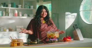 বিজ্ঞাপনে মৌসুমীর চমক বিজ্ঞাপনে মৌসুমীর চমক