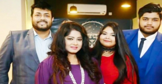 জায়েদ খান শুধু আম্মু না সবাইকে বিরক্ত করেন: মৌসুমীর ছেলে জায়েদ খান শুধু আম্মু না সবাইকে বিরক্ত করেন: মৌসুমীর ছেলে