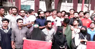 নিরাপত্তা চেয়ে মোহাম্মদপুরবাসীর আল্টিমেটাম নিরাপত্তা চেয়ে মোহাম্মদপুরবাসীর আল্টিমেটাম