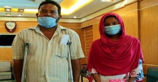 স্বপ্নপূরণের সিঁড়িতে দাঁড়িয়ে অসহায় মেঘলা