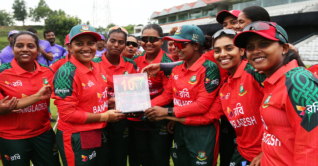 টি-টোয়েন্টিতে নাহিদা আক্তারের অন্যরকম সেঞ্চুরি