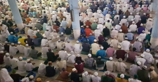 ঈদ জামাতে বৃ‌ষ্টির জন্য বি‌শেষ দোয়া