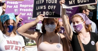যুক্তরাষ্ট্রে গর্ভপাতবিরোধী আইনের ওপর স্থগিতাদেশ বহাল