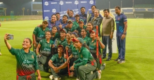 র্যাঙ্কিংয়ে এগিয়েছে ফারজানা-সানজিদারা র্যাঙ্কিংয়ে এগিয়েছে ফারজানা-সানজিদারা