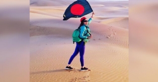 ১৫০ দেশ ভ্রমণের রেকর্ড নাজমুন নাহারের