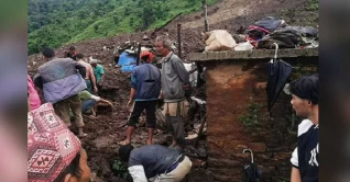 নেপালে ভূমিধসে ১৪ জনের মৃত্যু নেপালে ভূমিধসে ১৪ জনের মৃত্যু