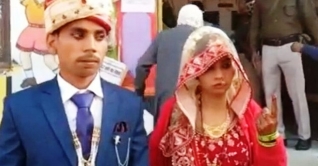 কনের সাজে বর নিয়ে ভোট দিলেন দুই নববধূ