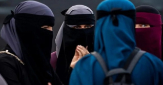 কিরগিজস্তানে নিকাব নিষিদ্ধ কিরগিজস্তানে নিকাব নিষিদ্ধ