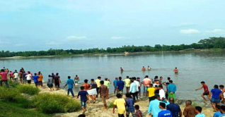 পঞ্চগড়ে নৌকাডুবি: দিনাজপুরে মিলল ৮ জনের লাশ 