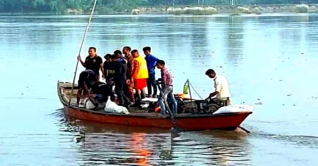 পঞ্চগড়ে নৌকাডুবির ঘটনায় মৃত বেড়ে ৬৪, নিখোঁজ ১০