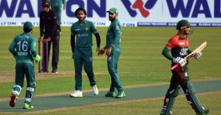 পাকিস্তানকে ১২৮ রানের লক্ষ্য দিল বাংলাদেশ