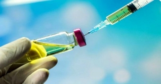 অমিক্রনের বুস্টার ডোজ আসছে আগস্টে!