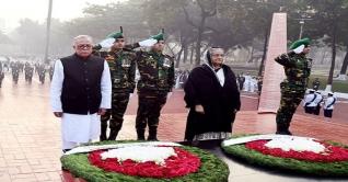 শহীদ বুদ্ধিজীবীদের প্রতি প্রধানমন্ত্রীর শ্রদ্ধা শহীদ বুদ্ধিজীবীদের প্রতি প্রধানমন্ত্রীর শ্রদ্ধা