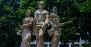 মুক্তিযুদ্ধের স্মৃতিময় ভাস্কর্য, চেতনাকে প্রবাহিত করে