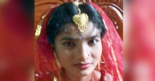 স্বামীর পরকীয়ায় প্রতিবাদ করায় স্ত্রীকে হত্যার অভিযোগ