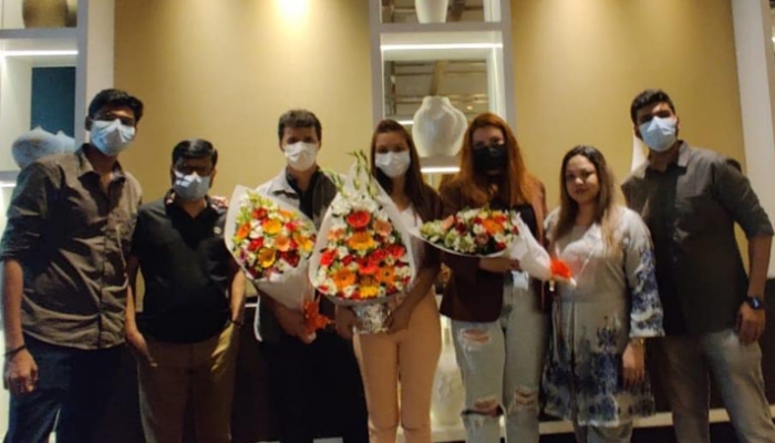 ঢাকায় সফরে ব্রাজিলের মেকআপ আর্টিস্ট পালমা