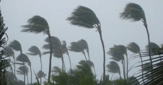 ঘূর্ণিঝড় জাওয়াদের প্রভাবে পটুয়াখালীতে বৃষ্টি শুরু ঘূর্ণিঝড় জাওয়াদের প্রভাবে পটুয়াখালীতে বৃষ্টি শুরু