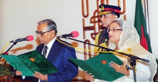 ৪৬ সদস্যের মন্ত্রিসভার শপথ আজ বিকেলে ৪৬ সদস্যের মন্ত্রিসভার শপথ আজ বিকেলে