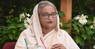 দেশে আর কেউ না খেয়ে থাকবে না: প্রধানমন্ত্রী দেশে আর কেউ না খেয়ে থাকবে না: প্রধানমন্ত্রী